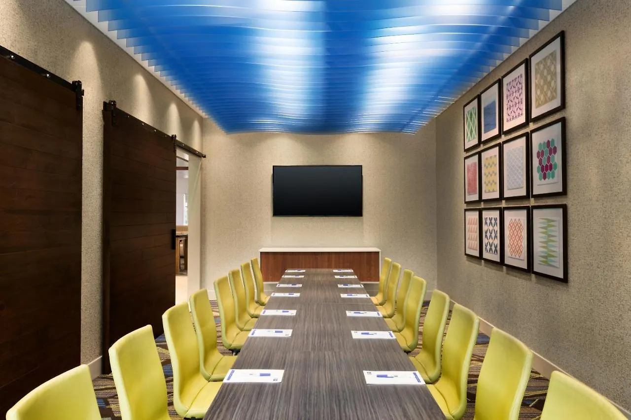 Holiday Inn Express Brooklyn - Kings Hwy, An Ihg Hotel New York